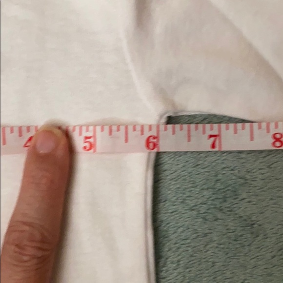 Newborn Photoshoot Outfit - Picture 4 of 11